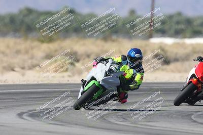 media/Oct-30-2025-Racers Edge (Thu) [[dabbdaf680]]/3-B Group/Session 4 Turn 16/